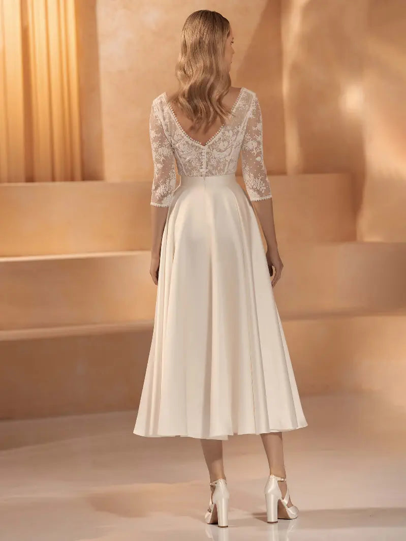 Spitzenbolero mit 3/4-Ärmeln in Farbe Ivory