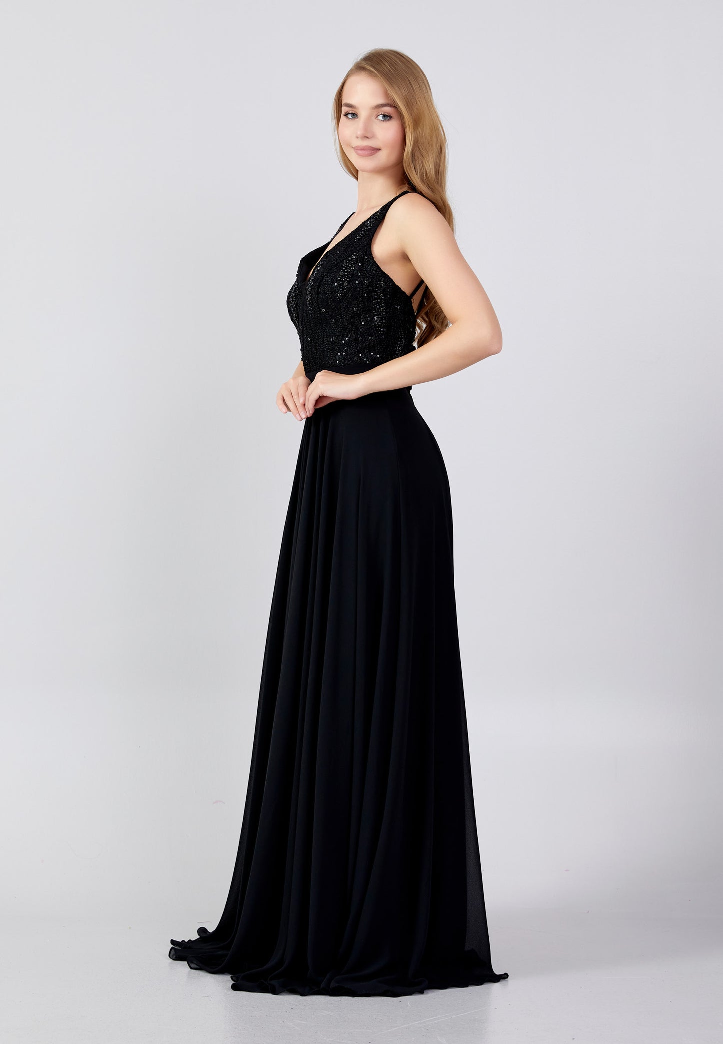 Sleeveless Maxi Chiffon Black Evening Dress