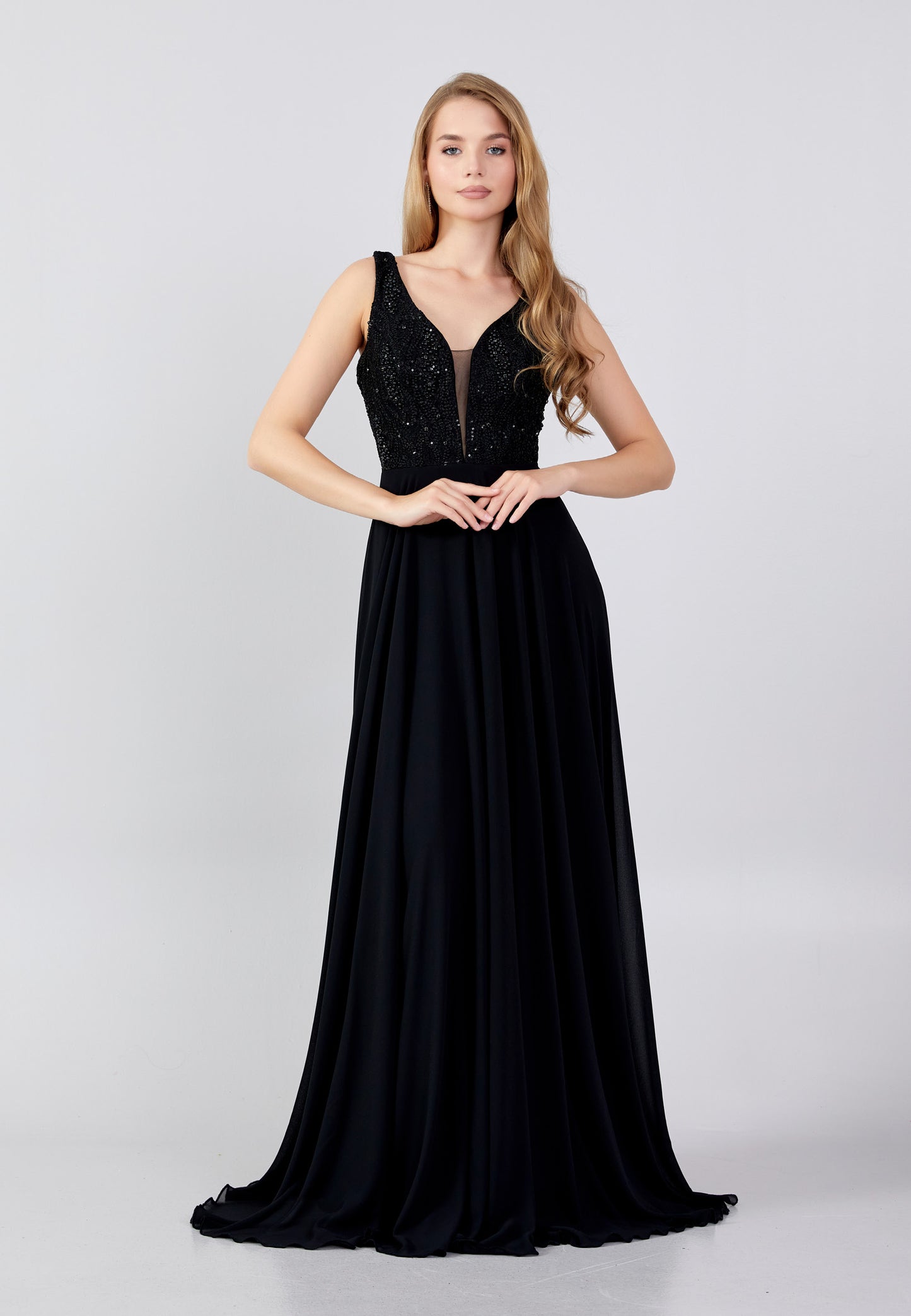 Sleeveless Maxi Chiffon Black Evening Dress