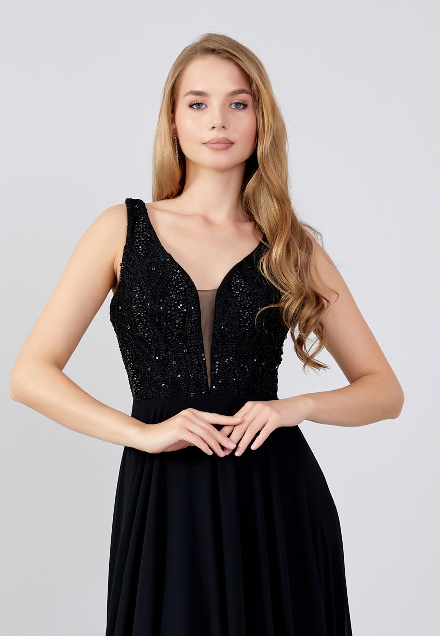 Sleeveless Maxi Chiffon Black Evening Dress