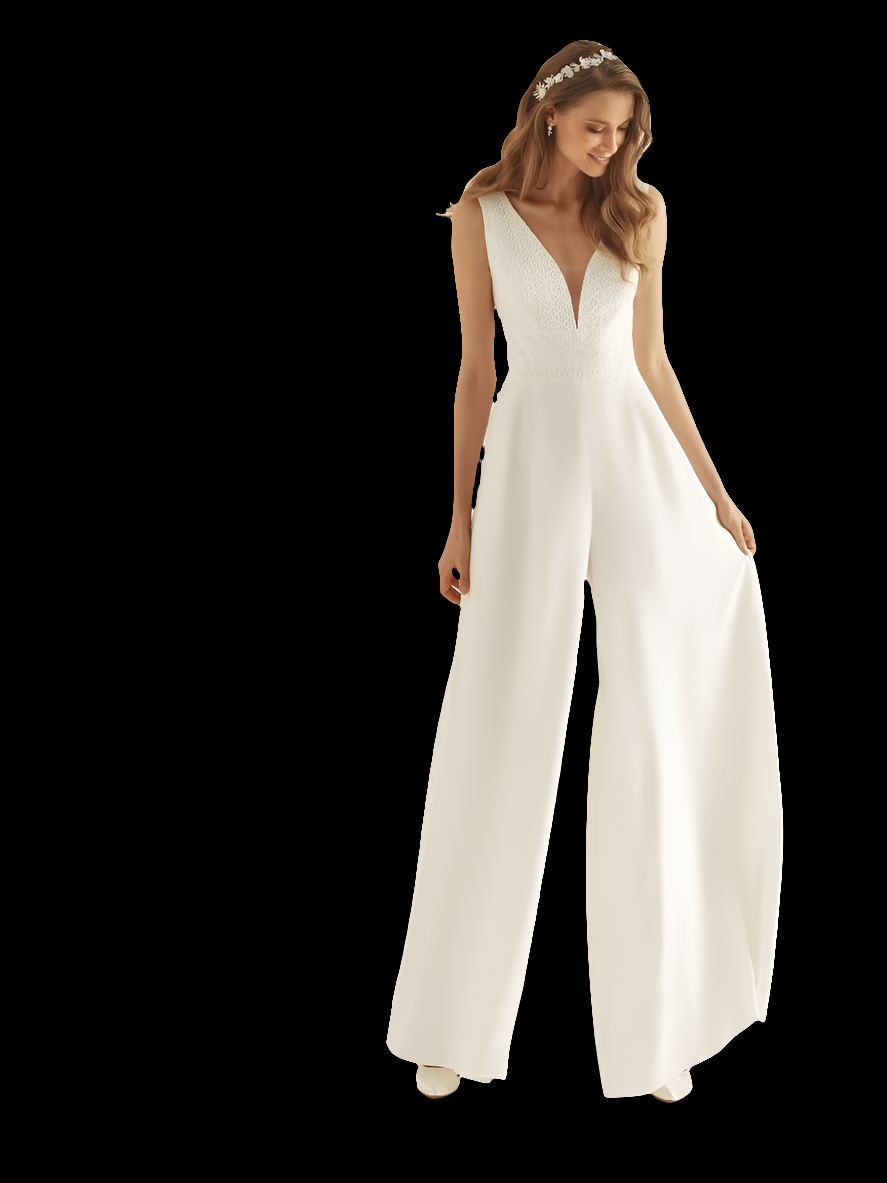 Celeste ist ein Jumpsuit aus hochwertiger Boho-Spitze und Chiffon in Farbe Ivory